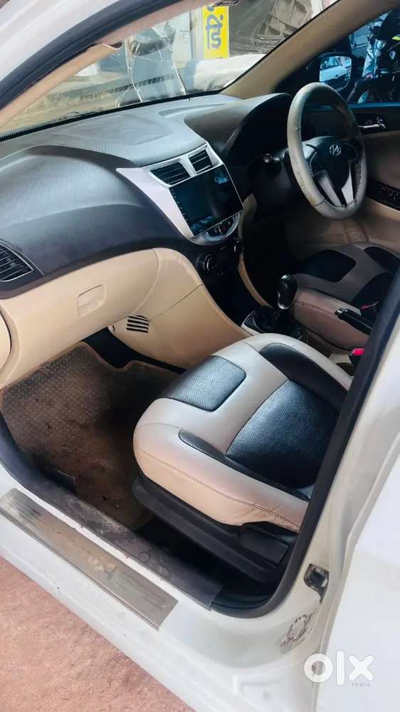 Hyundai Verna 2011 Diesel Manual