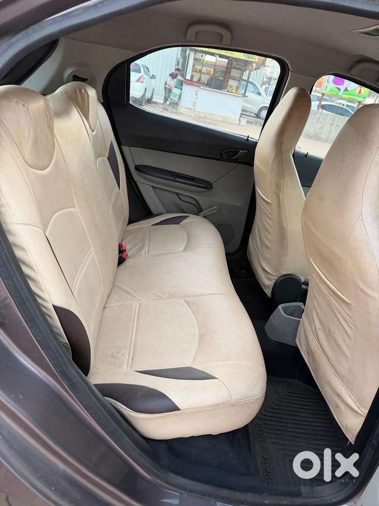 Tata Tiago Xe, 2017, Petrol