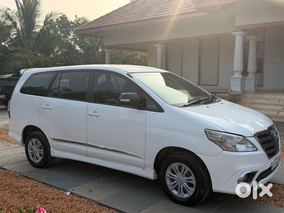 Toyota Innova, 2005