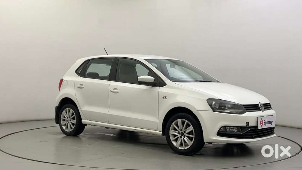 Volkswagen Polo Petrol Highline 1.2l, 2015, Petrol
