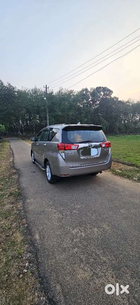 Toyota Innova Crysta 2016 Kerala Registered Low Km