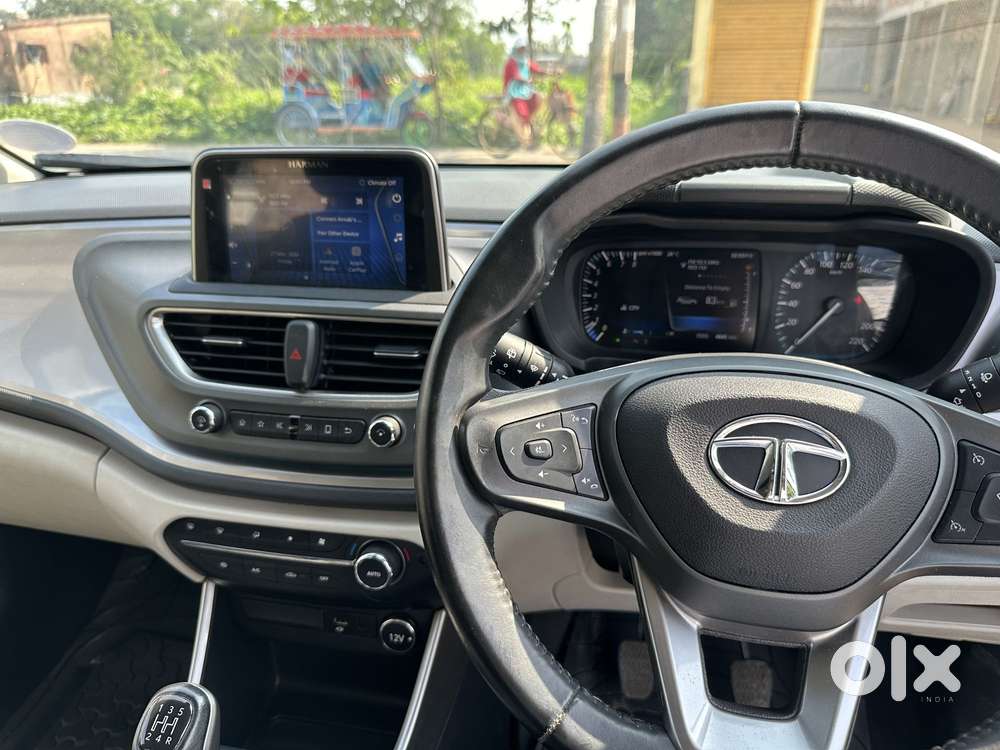 Tata Altroz 1.2 Xz Plus Dark Edition, 2021, Petrol