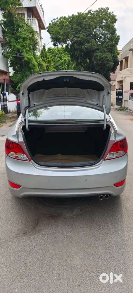 Hyundai Verna Fluidic 1.6 Vtvt Sx Automatic, 2014, Petrol