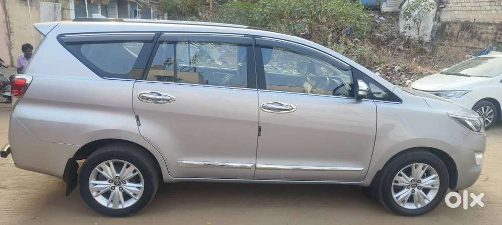 Toyota Innova Crysta 2.5z, 2017, Diesel