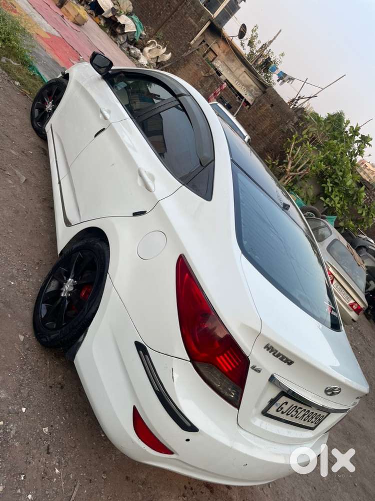 Hyundai Fluidic Verna 2011