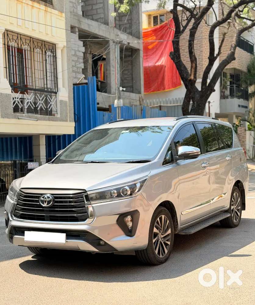 Toyota Innova Crysta 2022 Variant