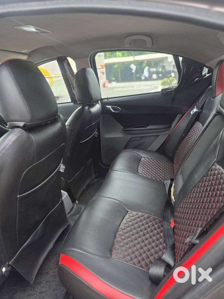 Tata Tigor Xza, 2018, Petrol