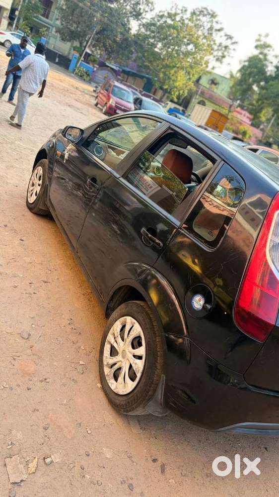 Ford Figo, 2010, Petrol