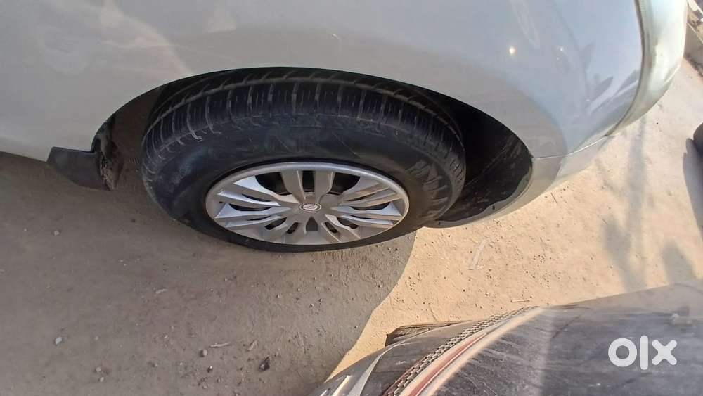 Maruti Suzuki Swift Dzire, 2014, Petrol