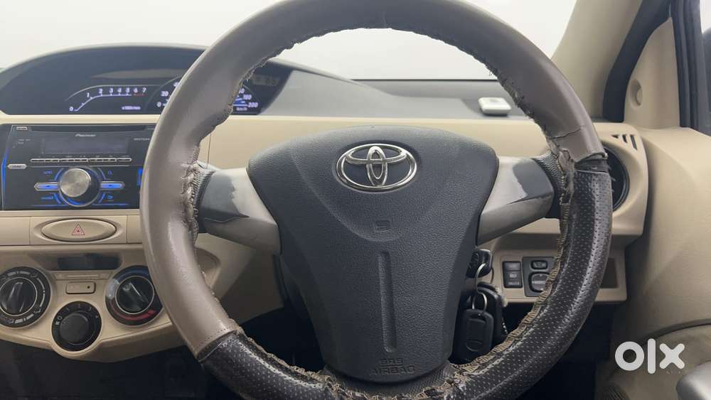 Toyota Etios Liva 2014-2016 V, 2016, Petrol