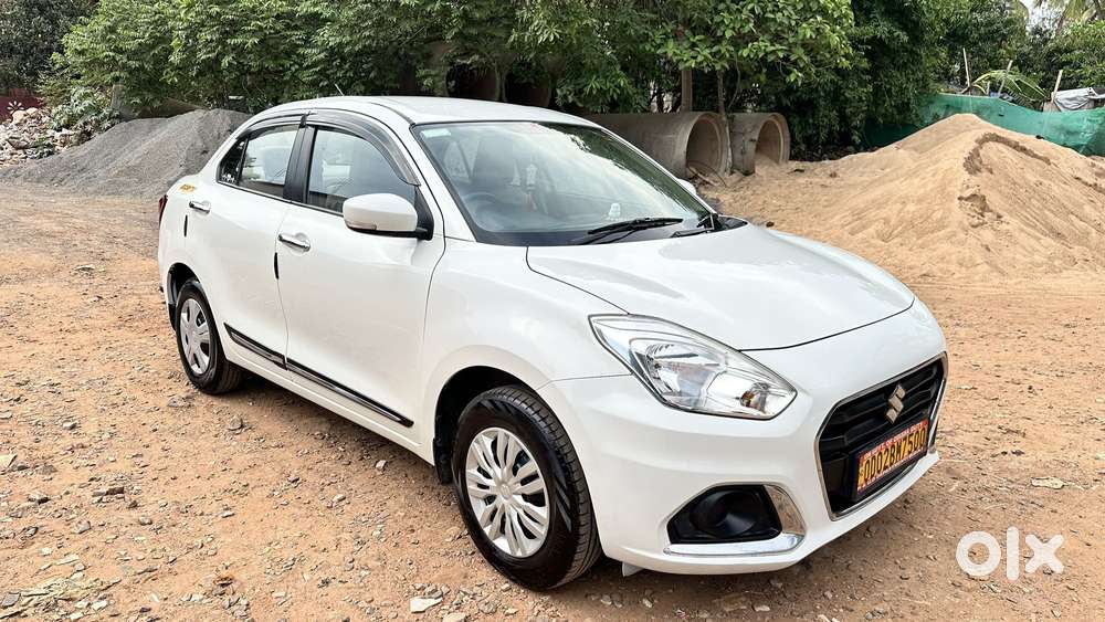 Maruti Suzuki Swift Dzire Vxi Optional, 2020, Petrol