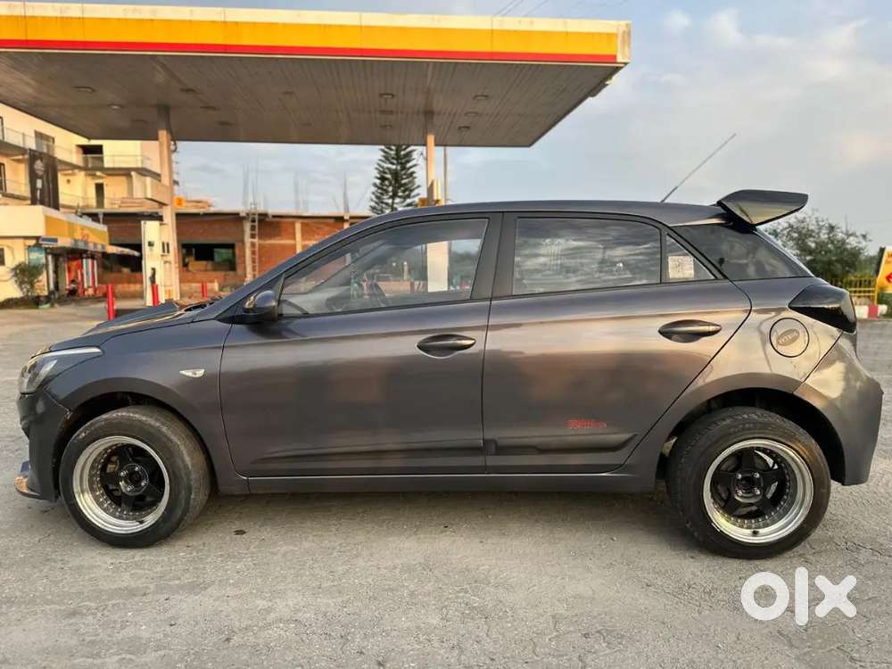 Hyundai I20 2017 Petrol 60000 Km Driven