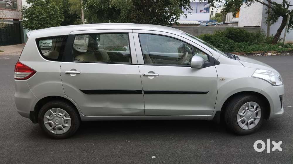 Maruti Suzuki Ertiga Lxi Shvs, 2012, Petrol