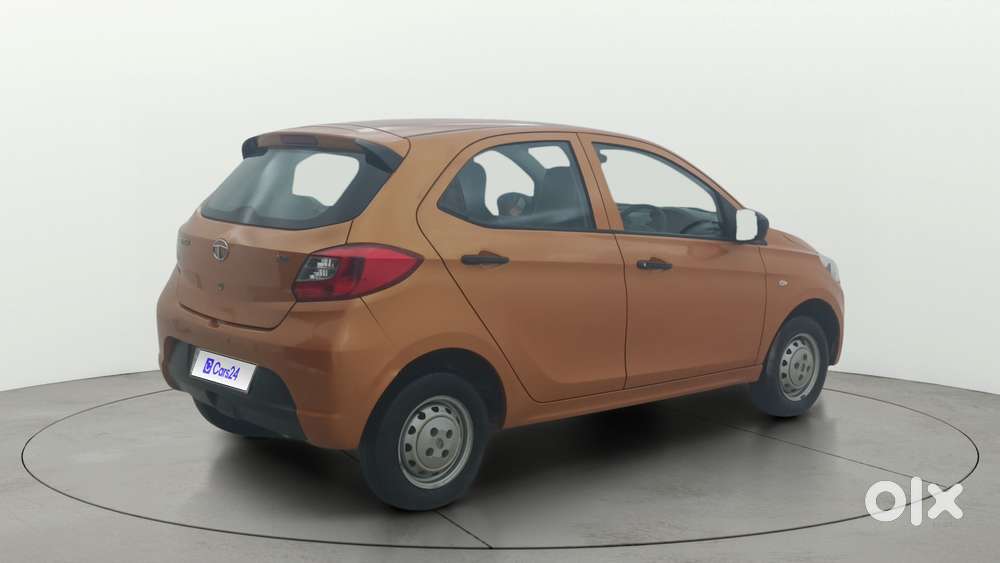 Tata Tiago 1.2 Revotron Xm, 2017, Petrol