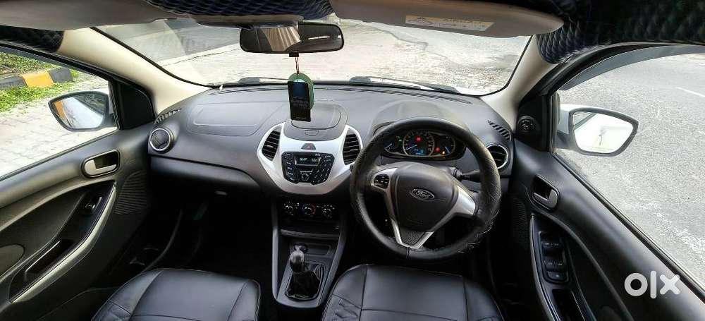 Ford Figo 1.2p Trend Mt, 2015, Petrol