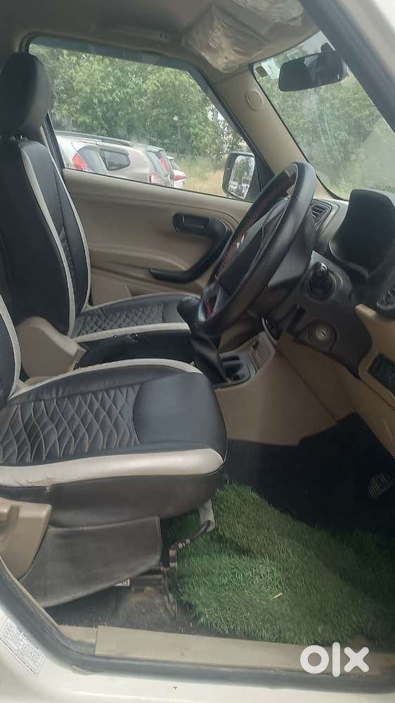 Mahindra Bolero Neo 1.5 N4, 2022, Diesel