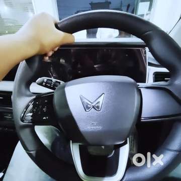 Mahindra Xuv700 2022 Diesel 57000 Km Driven