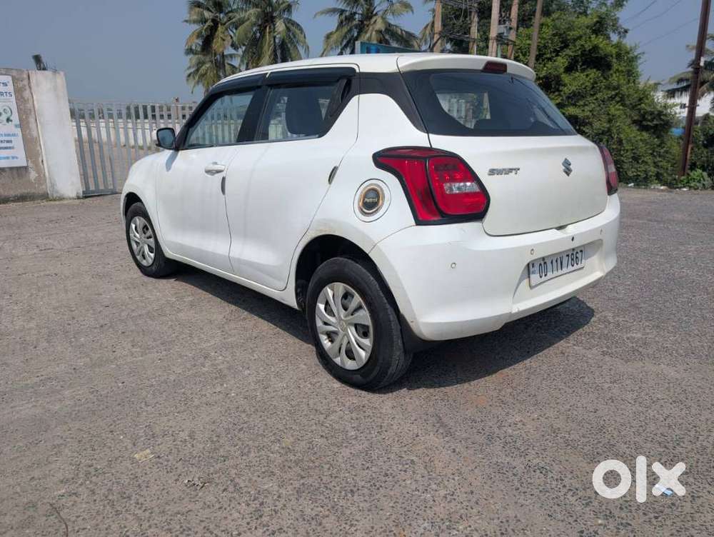 Maruti Suzuki Swift Vxi, 2020, Petrol