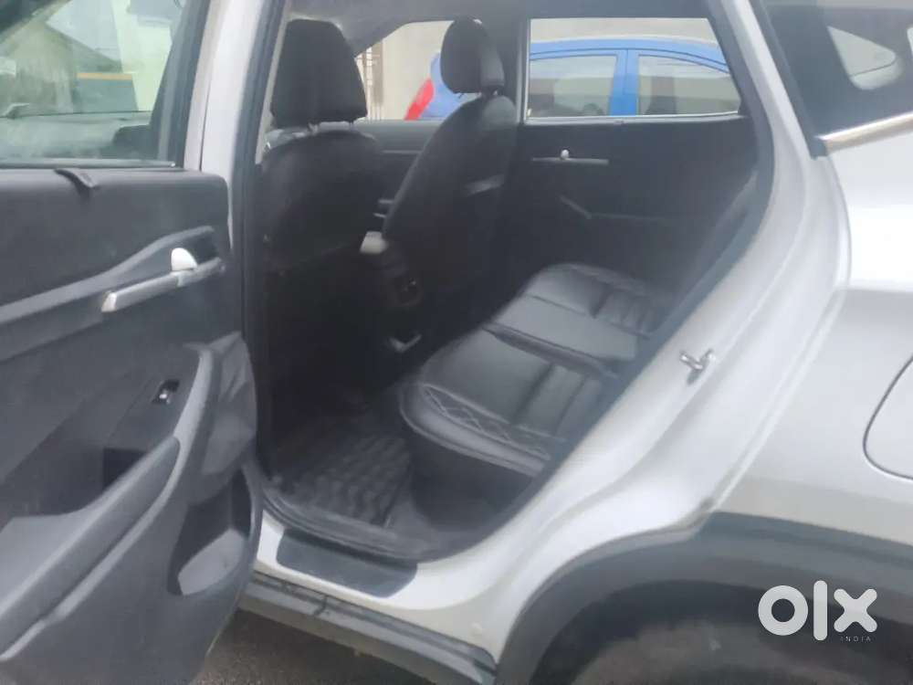 Kia Seltos Petrol Manual 2024