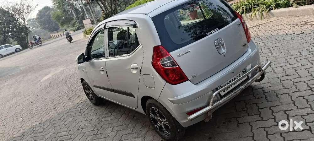 Hyundai I10 2012 Petrol 68000 Km Driven