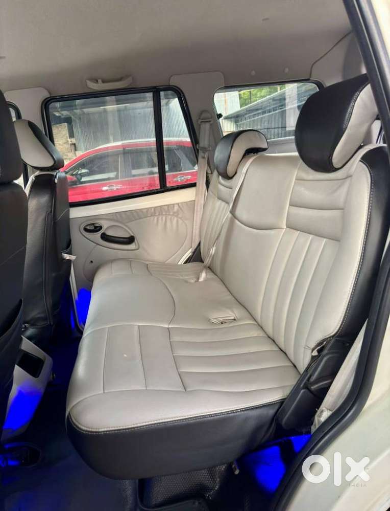 Mahindra Scorpio S4 4wd, 2015, Diesel