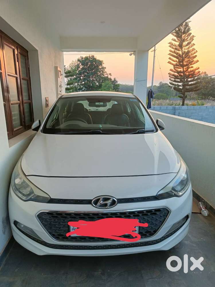 Hyundai I20 Sportz, 2017, Petrol