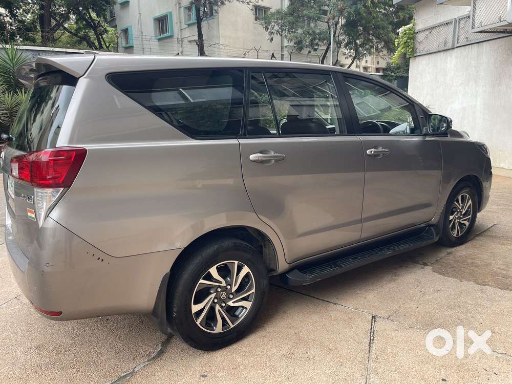 Toyota Innova Crysta 2.4 Gx Limited Edition At 7 Str, 2022, Diesel