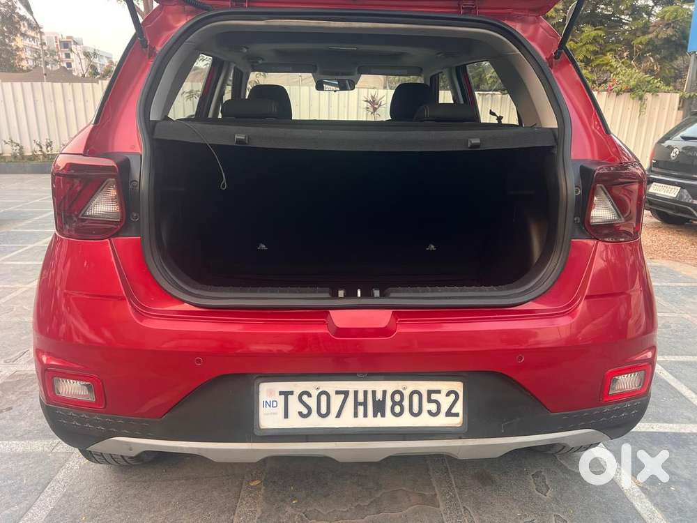 Hyundai Venue 1.0 Sx Turbo Imt, 2021, Petrol