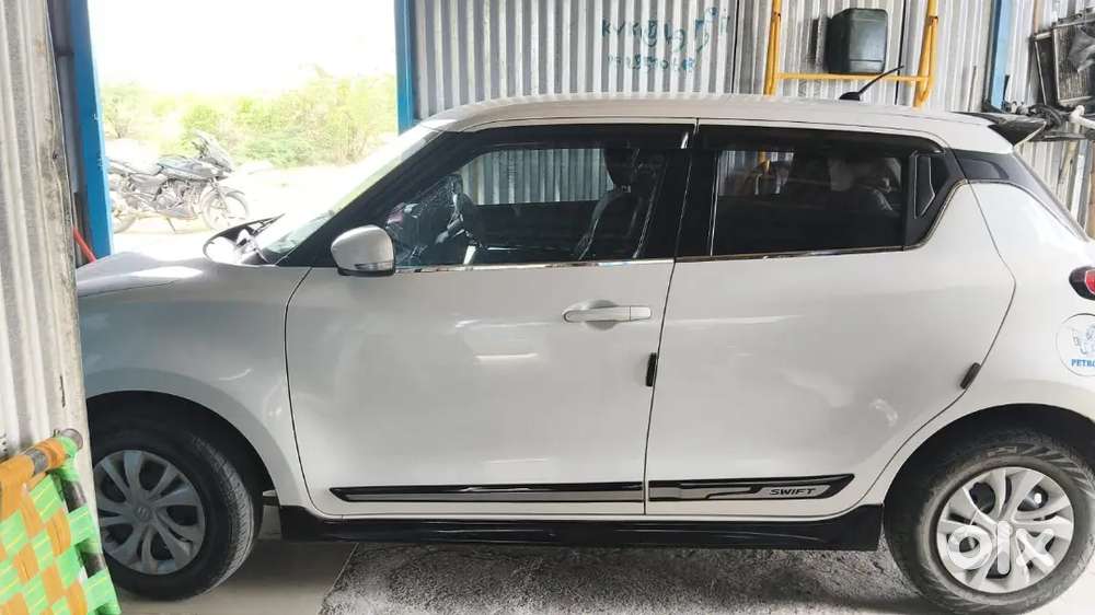 Swift Vxi Maruti Suzuki 2023 Petrol