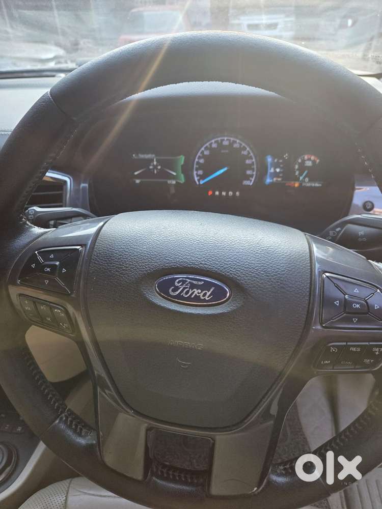 Ford Endeavour 3.2 Titanium At 4x4, 2017, Diesel