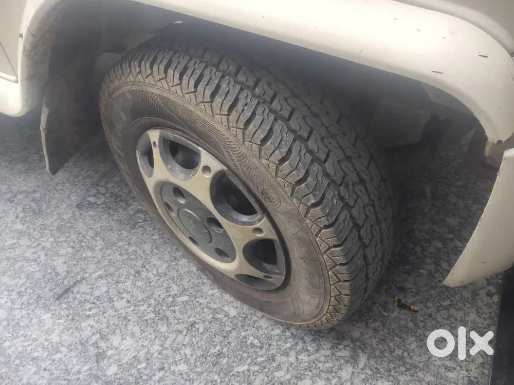 Mahindra Bolero 2016