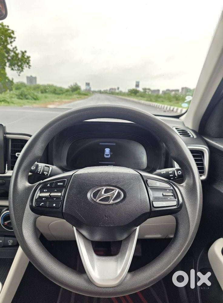 Hyundai Venue S 1.2 Petrol, 2024, Petrol