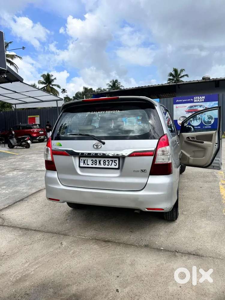 Toyota Innova 2013 Diesel 170000 Km Driven