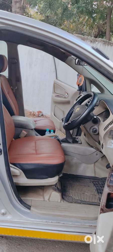 Toyota Innova 2.5 G (diesel) 8 Seater, 2006, Diesel