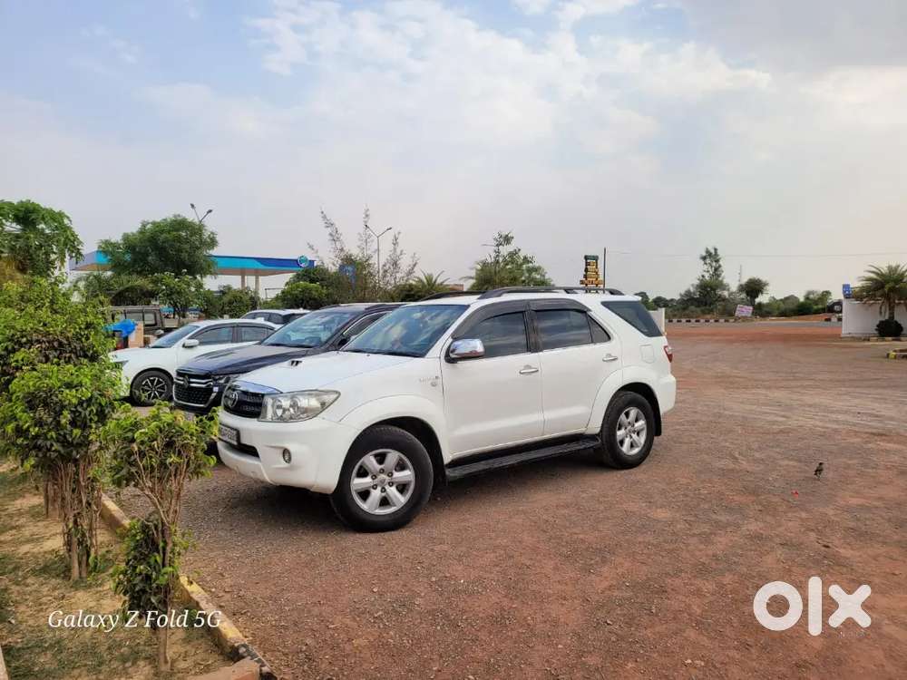 Toyota Fortuner 2011 Diesel Well Maintained
