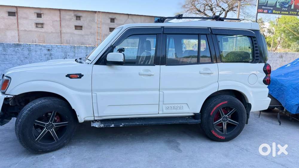 Mahindra Scorpio Classic 2014 Diesel Well Maintained