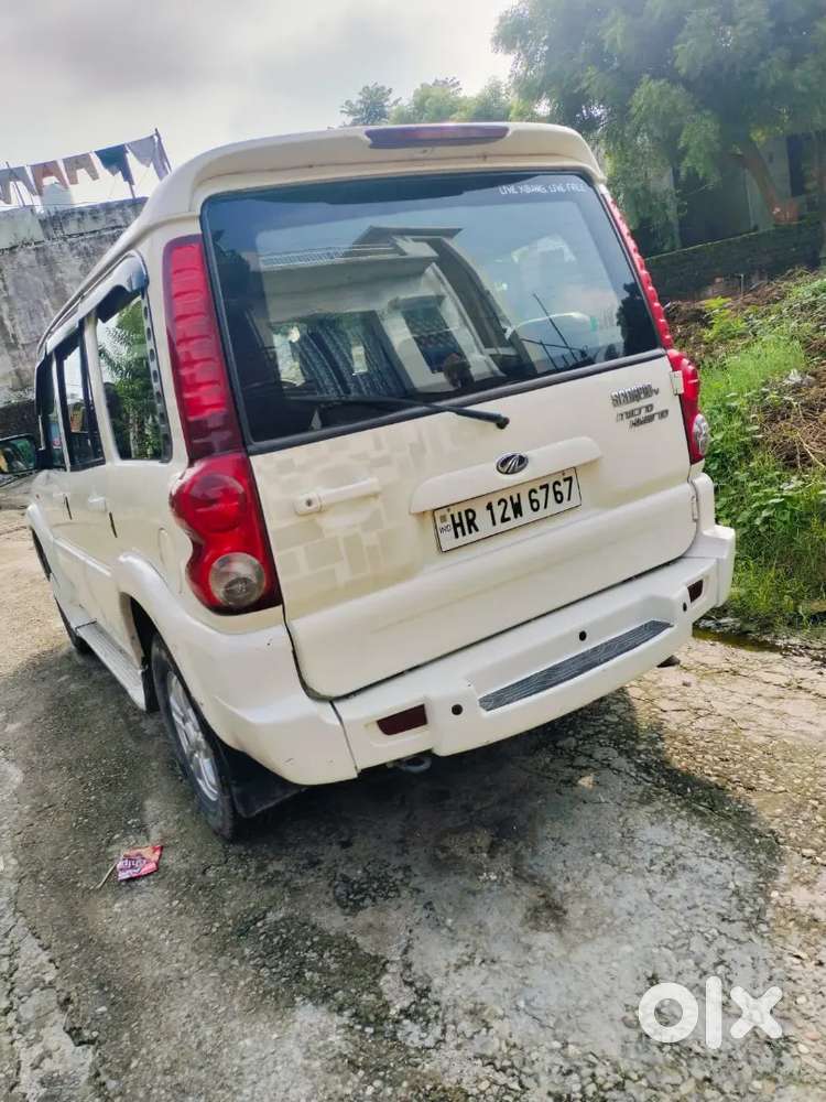 Mahindra Scorpio 2014