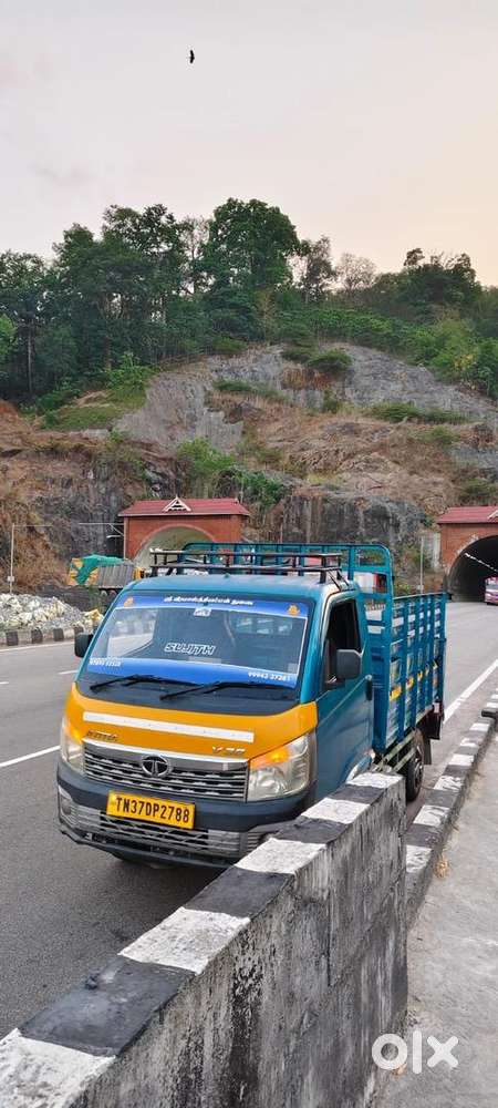 Tata Intra 2013 Model Well Condition