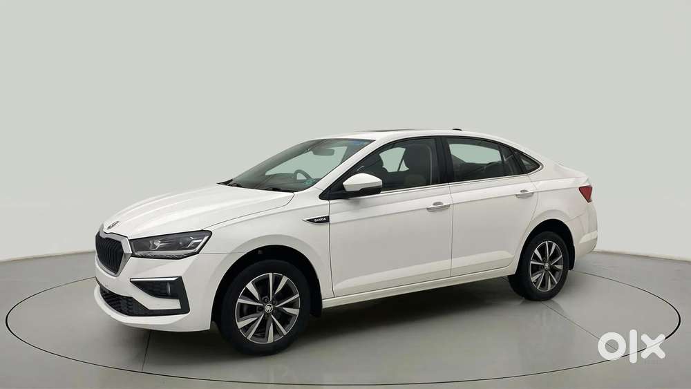 Skoda Slavia 1.0 Tsi Style At, 2022, Petrol