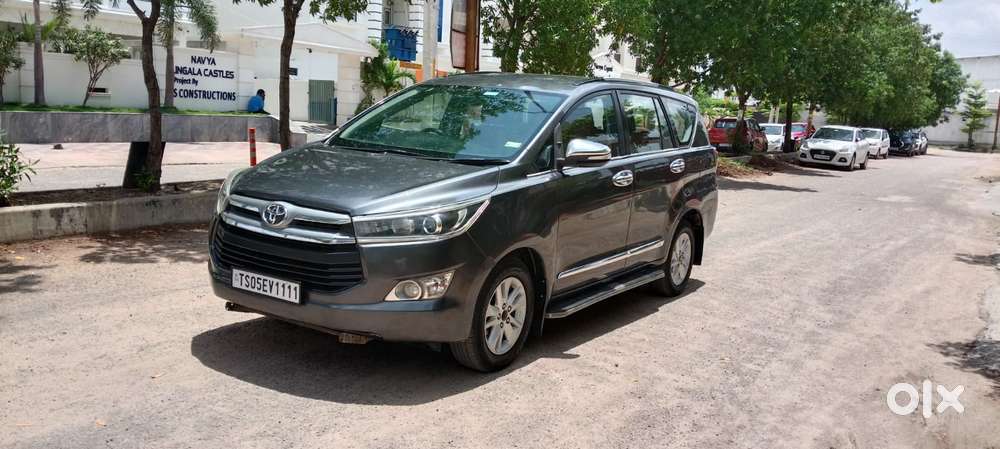 Toyota Innova Crysta 2.4 V 7 Str, 2017, Diesel
