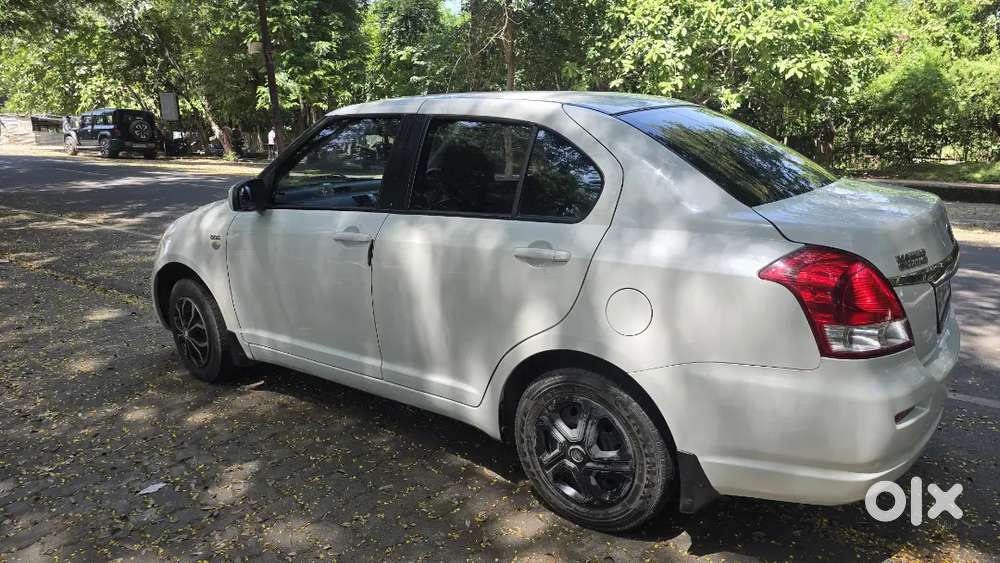 Maruti Suzuki Swift Dzire 2010 Diesel Manual