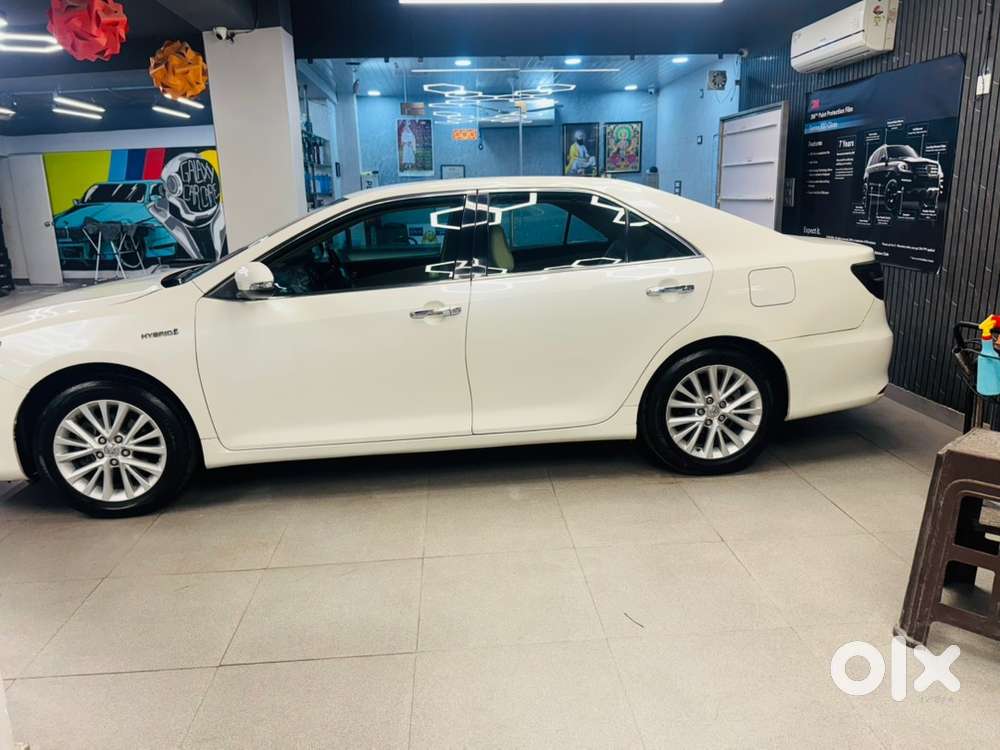 Toyota Camry Hybrid 2017