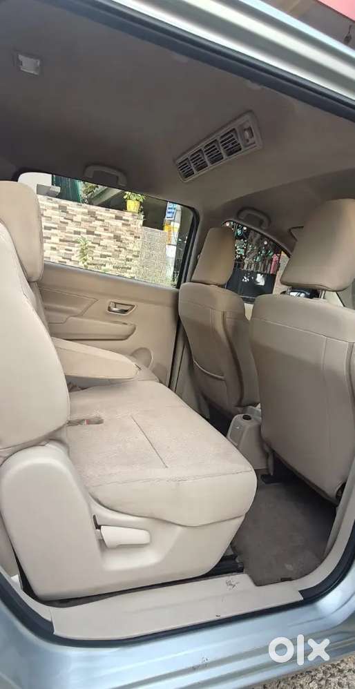 Maruti Suzuki Ertiga Vxi 2024