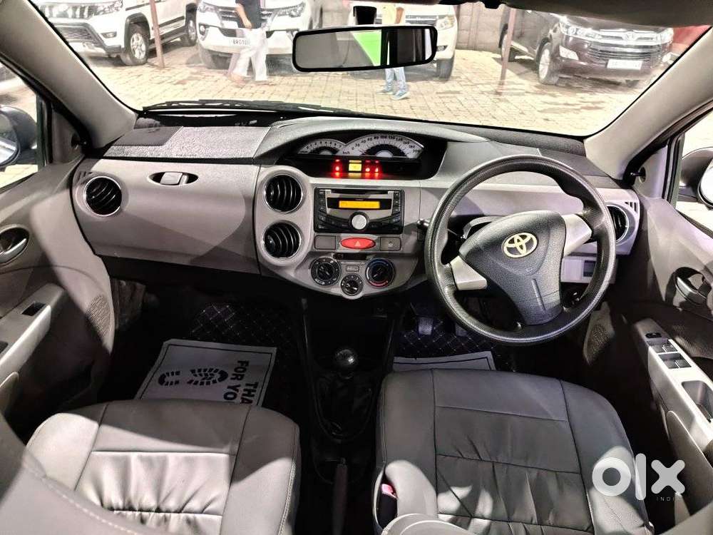Toyota Etios 2010-2012 V, 2011, Petrol