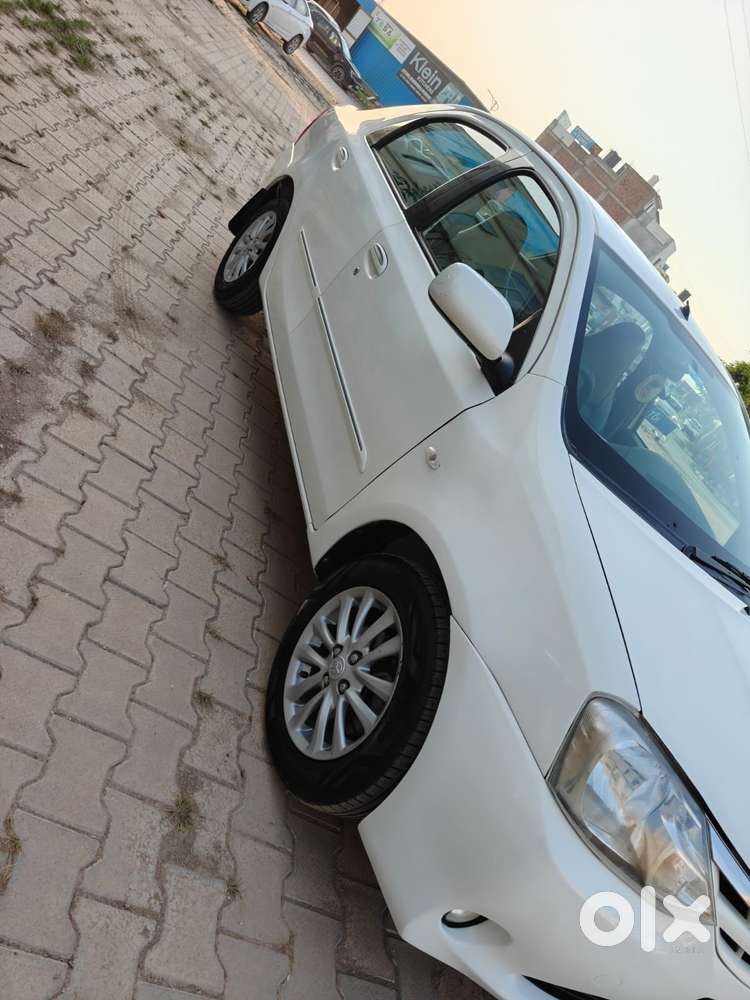 Toyota Etios Vx Xclusive, 2011, Petrol