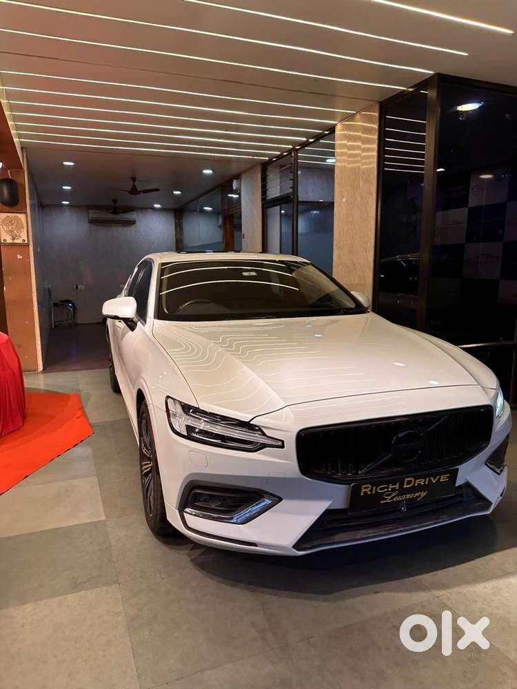 Volvo S60 T4 Inscription, 2021, Petrol