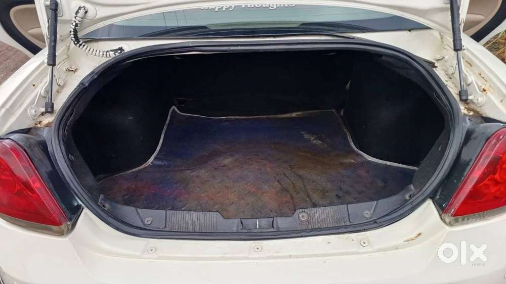 Fiat Linea Emotion 1.3 Multijet Diesel (2010) – Well Maintained