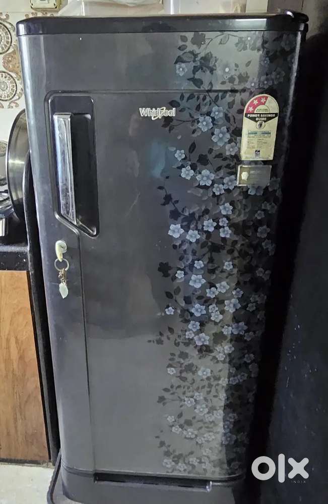 Whirlpool 190L Single Door Fridge | Black Floral Design | Well Maintai