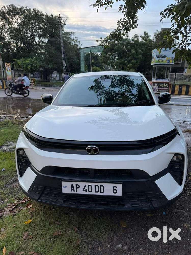 Tata Nexon Petrol Well Maintained