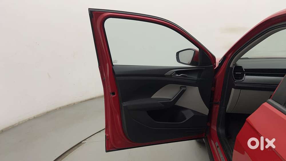 Skoda Kushaq 1.0 Tsi Ambition At, 2023, Petrol